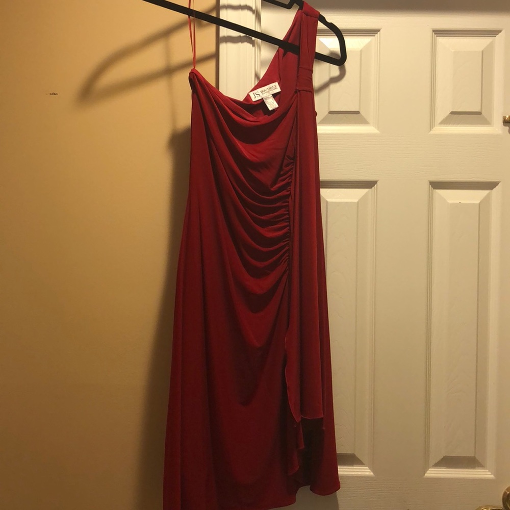 Stunning red prom dress